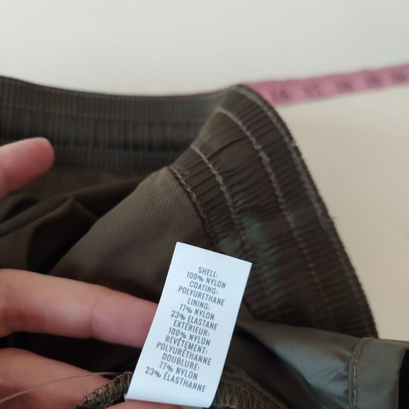 Offline by Aerie activewear shorts nylon green size mediume - Picture 6 of 9